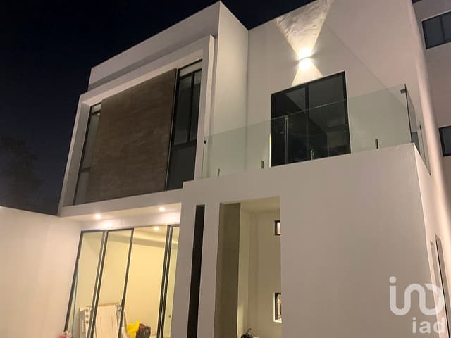 ZONA DORADA (DELICIAS) CASA NUEVA EN VENTA...