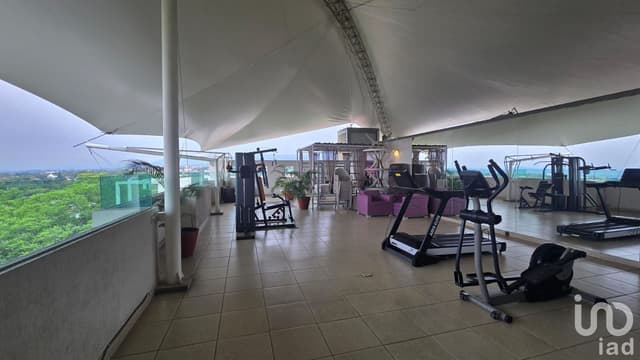 TRIUMP TOWER DEPARTAMENTO DOBLE EN VENTA AMUEBLADO