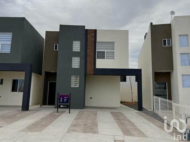 Casa en venta en Cd Juarez, Chih.