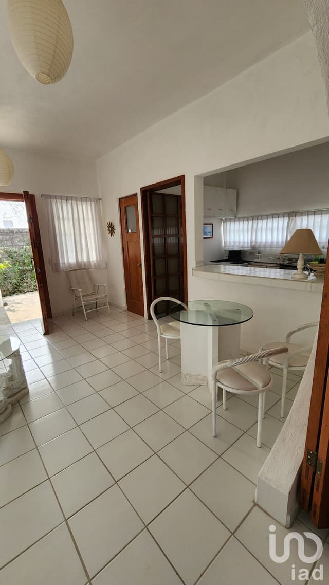 Casa en venta en Fraccionamiento Mirador, Oaxtepec. Morelos