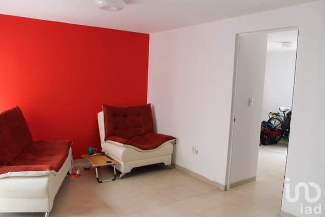 DEPARTAMENTO EN VENTA SOBRE EJE CENTRAL LAZARO CARDENAS, COL. GUERRERO