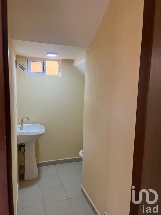 Se vende casa en desarrollo los reyes la paz