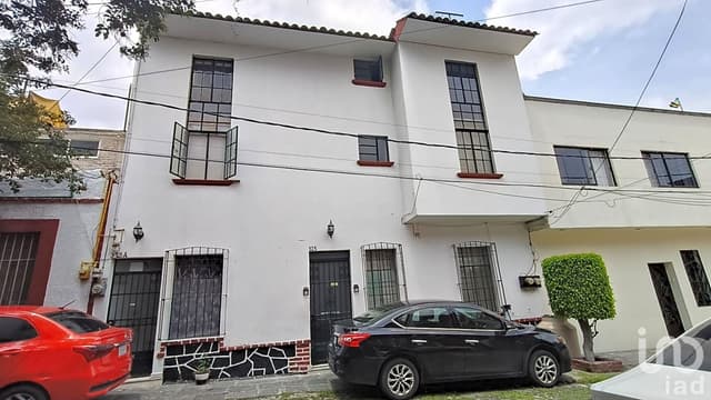 CASA EN VENTA EN BARRIO LORETO, SAN ANGEL