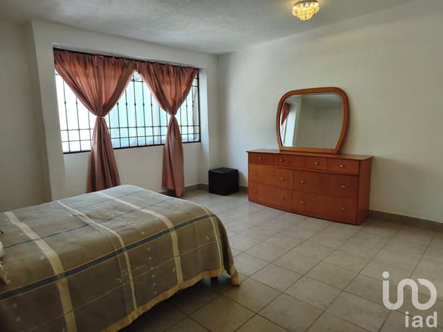 Linda casa en conjunto horizontal en Lomas Estrella