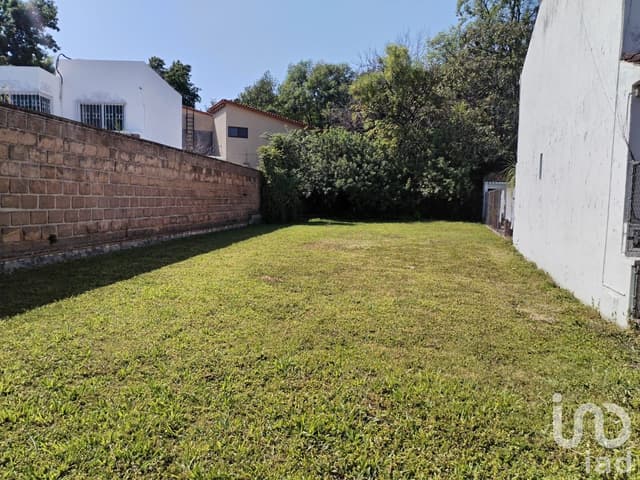 Se Vende terreno en Colonia Esmeralda, Jiutepec Morelos.