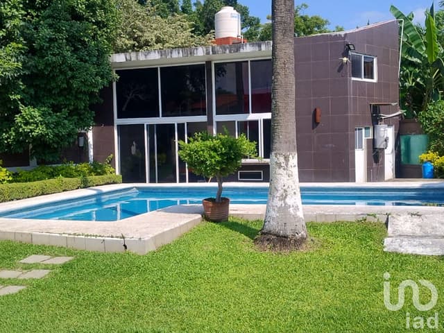 Venta de casa en Centro de Jiutepec Morelos