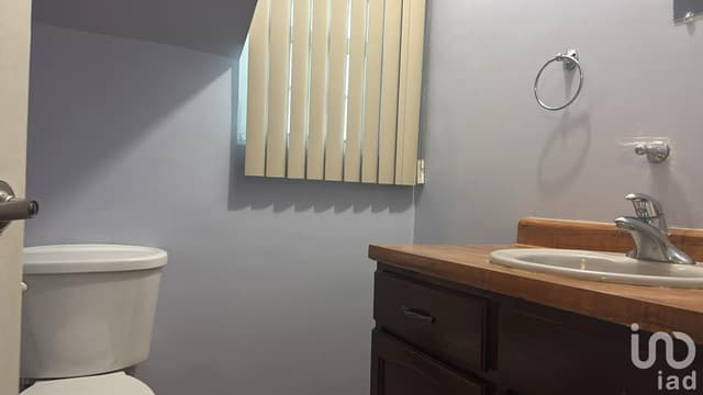 CASA DE TRES HABITACIONES EN ZONA LA SARZANA CD JUAREZ