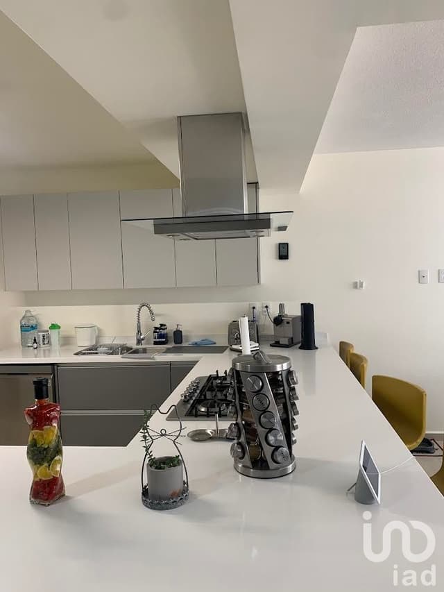 Venta de casa en Zibata Queretaro 4 habitaciones 5 Baños