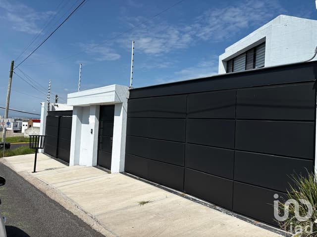 CASA EN VENTA JURIQUILLA QUERETARO