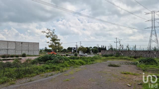 TERRENO COMERCIAL CIUDAD MADERAS CORREGIDORA