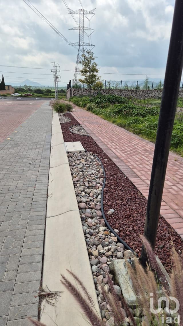 TERRENO COMERCIAL CIUDAD MADERAS CORREGIDORA