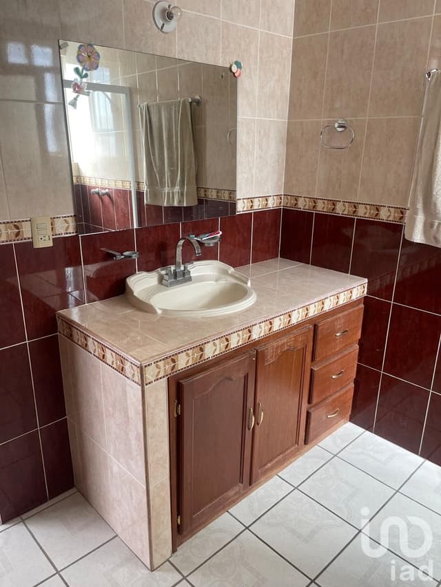 VENTA DE CASA EN MISION DEL VALLE CERCA DE CIUDAD HOSPITAL MORELIA