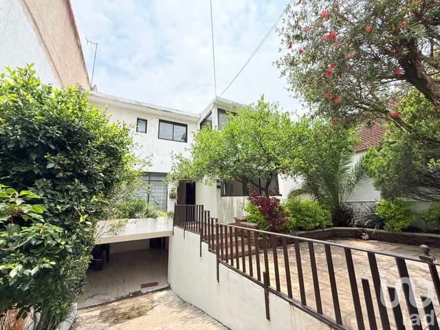 SE VENDE CASA EN PEDREGAL DE SANTA URSULA A UNOS PASOS DEL ESTADIO AZTECA