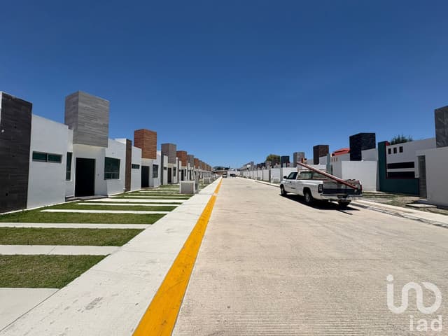 VENTA DE CASA MOD. BRIOLETTE, FRAC ZAFIRO, PACHUCA,HGO.