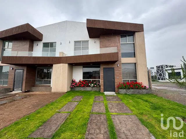 VENTA DE CASA FRACC LAS MARGARITAS, EN PACHUCA, HGO.