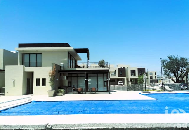 CASA EN VENTA EN RESIDENCIAL NERO, EL MARQUES, QUERETARO