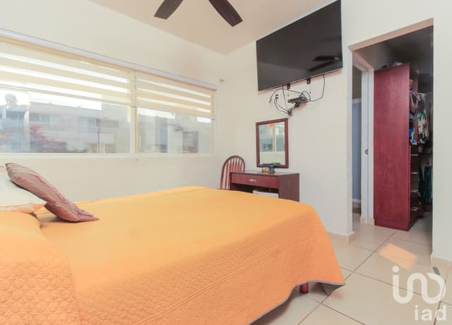 Hermosa Casa Bugambilias en fracc. Los olivos