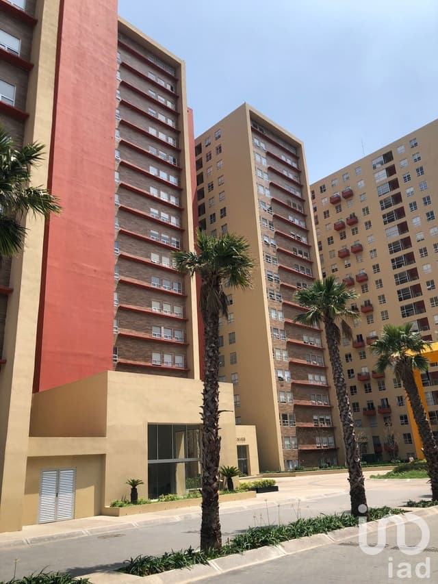 Departamento en Renta en City Esmeralda,