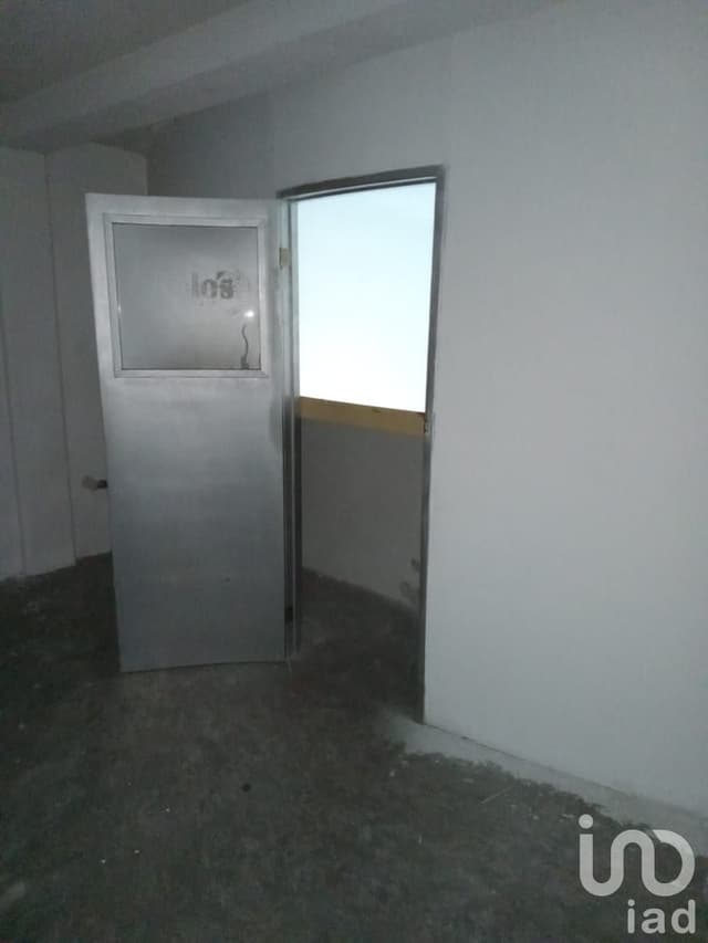 LOCAL EN VENTA JARDINES DEL BOSQUE MAZATLÁN SINALOA