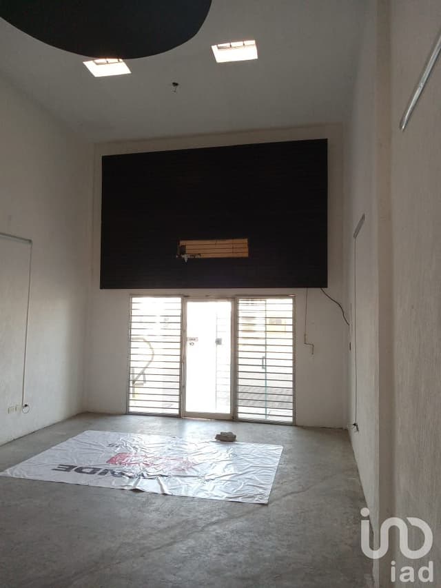 LOCAL EN VENTA JARDINES DEL BOSQUE MAZATLÁN SINALOA