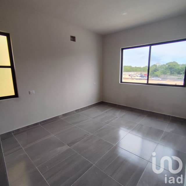 Casa Nueva en Cancún - Polígono Sur (no comparte muros)