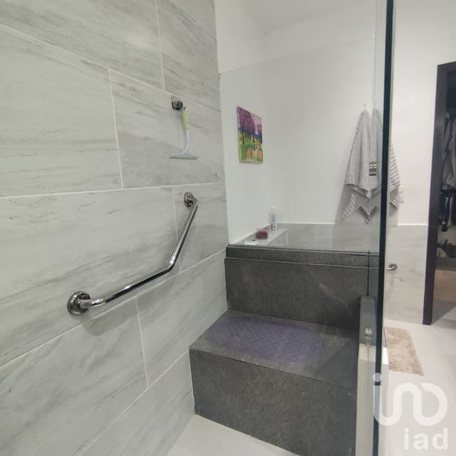 Casa de 4 Recámaras en Residencial Punta Estrella, Polígono Sur de Cancún