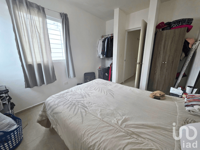 Casa en Venta en Cancún, 3 Recámaras (una en Planta Baja), Santa Fé Plus II