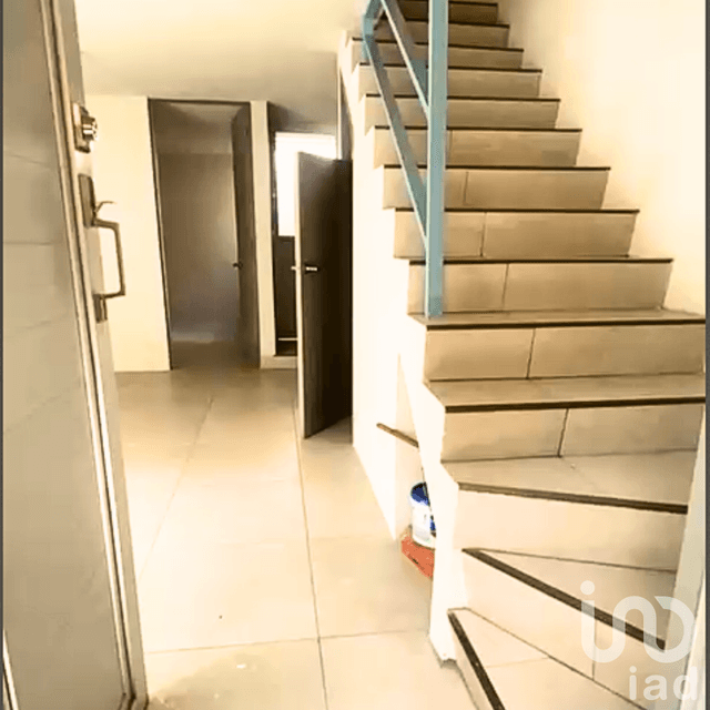 CASA EN 11 SUR Y PERIFERICO CON TRES RECAMARAS EN FRACCIONAMIENTO CERRADO EN VENTA