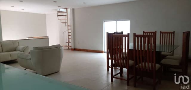 Se renta departamento amueblado, de dos niveles en col. Unidad Nacional, Cd. Madero , Tamaulipas