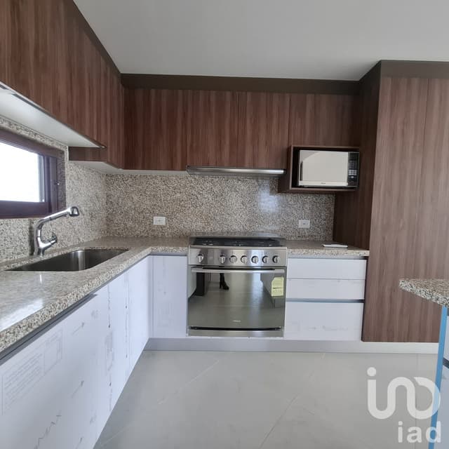 DEPARTAMENTO EN VENTA BOSQUES DE CIUDAD MAYAKOBA, ROOF INDEPENDIENTE
