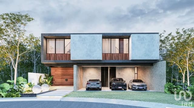 CASA EN EN PRIVADA CON AMENIDADES JUNTO A YUCATAN COUNTRY CLUB MERIDA