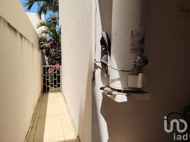 CASA EN VENTA EN LOMAS DEL SOL