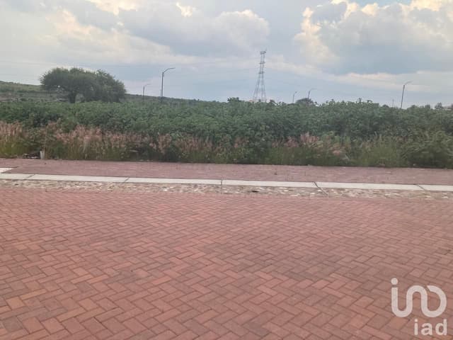 TERRENO EN VENTA CD MADERAS CLUSTER BUGAMBILIA EN CORREGIDORA