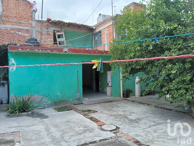 CASA EN VENTA EL PUEBLITO ZONA CENTRO PRIVADA HEROICO COLEGIO MILITAR "ATENCION INVERSIONISTAS"