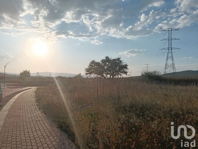 TERRENO EN VENTA CD MADERAS CORREGIDORA PRIVADA PEÑON CAROBA