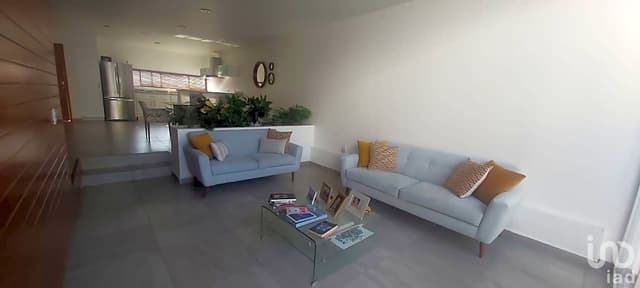 CASA EN VENTA PEDREGAL DE SHOENSTATT CAMINO A LOS OLVERA CORREGIDORA QUERETARO
