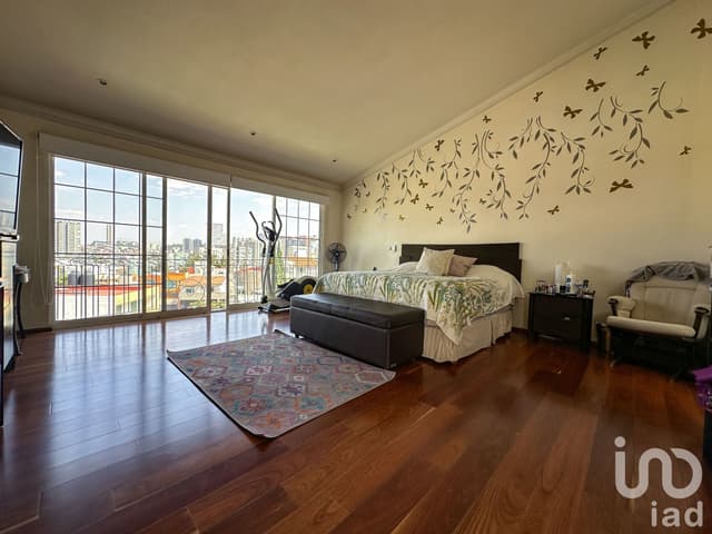 Casa en venta en Hacienda de Las Palmas Huixquilucan, México