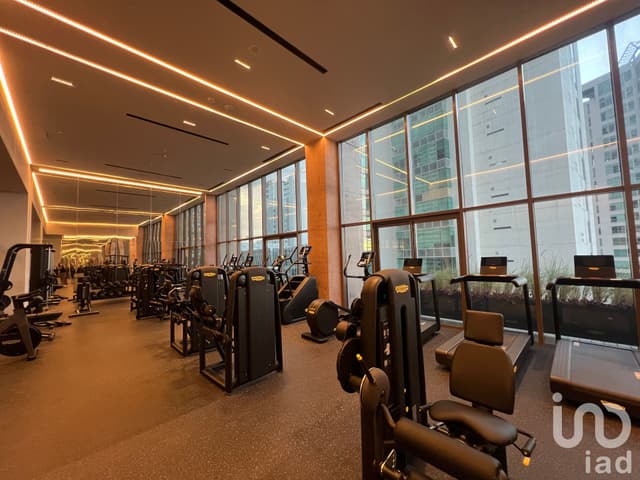 Departamento de lujo en Legacy Tower