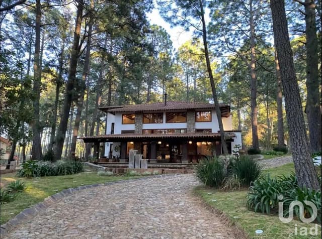 Casa en venta en Bosques de la Cañada
