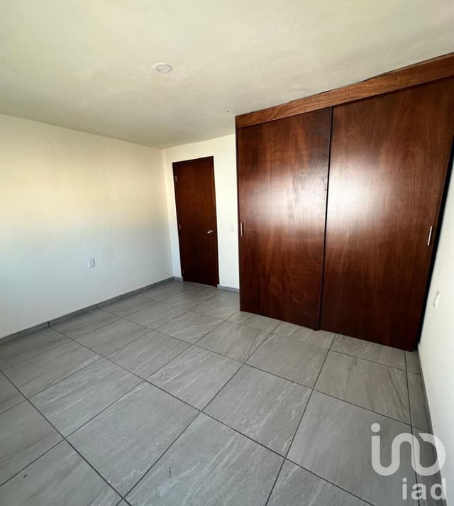 Casa en venta colonia Morelos con local