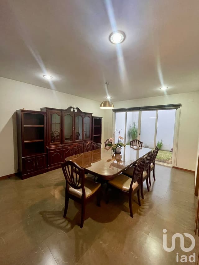 Casa en Renta en Residencial Casa de las Fuentes, San Salvador Tizatlalli, Metepec, Estado de México