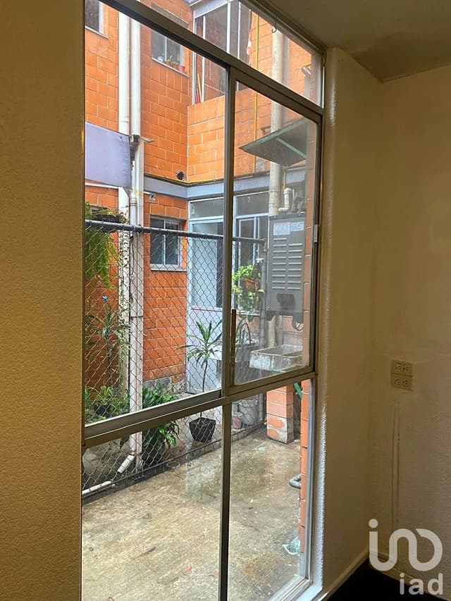 Departamento en Ventaen planta baja, Miguel Hidalgo, Ciudad de México, México.