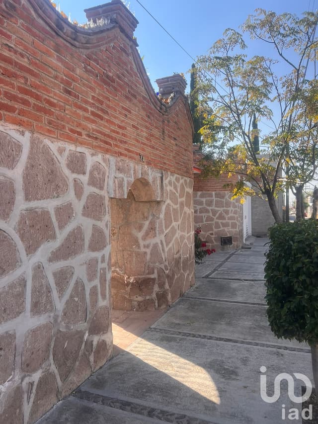 Venta de Casa en Querétaro, San Juan del Río, Col. Granjas Banthí