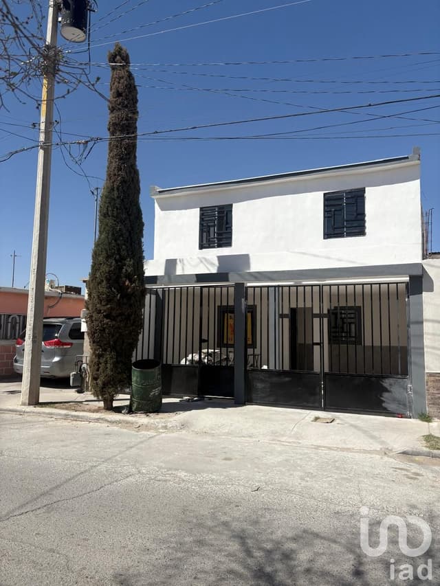 CASA EN VENTA SECTOR LAS TORRES PARAJES DEL SOL SE ACEPTAN TODOS LOS CREDITOS