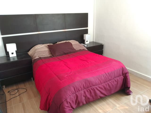 Edificio en venta con 13 habitaciones en Naucálpan