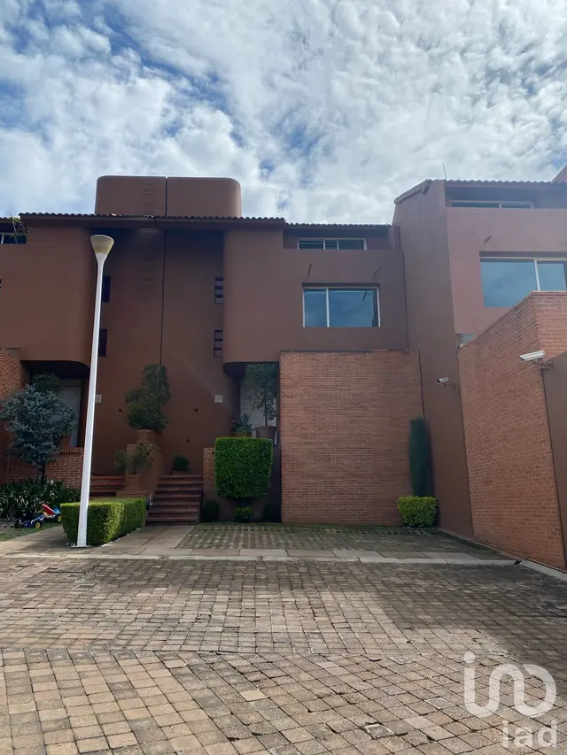Casa en renta en Santiago Occipaco, Lomas Verdes, Naucalpan