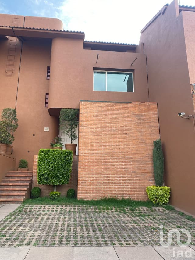 Casa en renta en Santiago Occipaco, Lomas Verdes, Naucalpan
