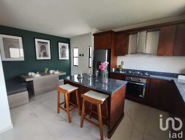 CASA EN VENTA. MODELO MALDEN CON ROOF GARDEN. ALTARA 164, PACHUCA, HIDALGO