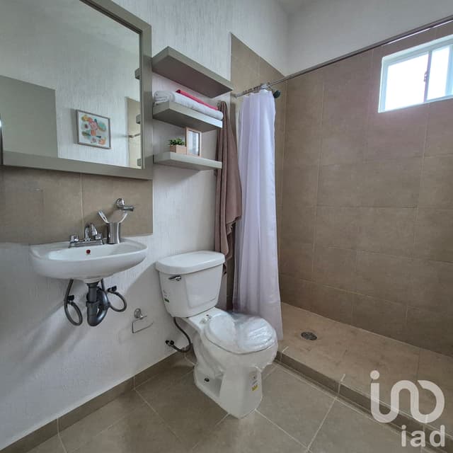 CASA EN VENTA EN PRIVADA ZONA NORTE DE CANCUN