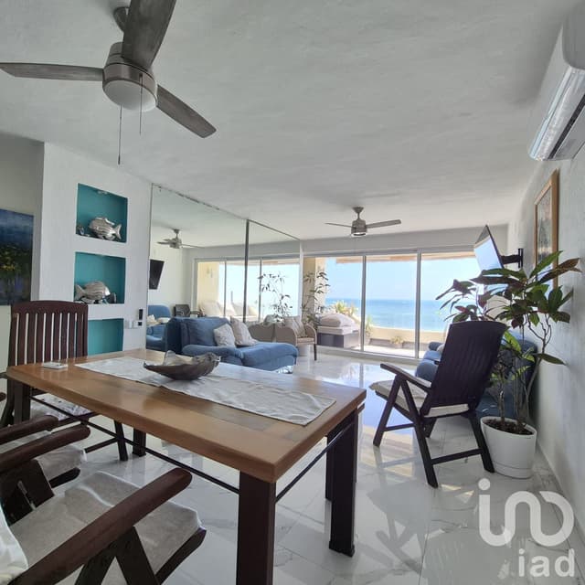 DEPARTAMENTO AMUEBLADO EN RENTA A PIE DE PLAYA PUERTO JUAREZ CANCUN